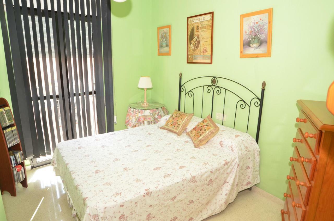 Habitacion Centro Historico Малага Екстериор снимка