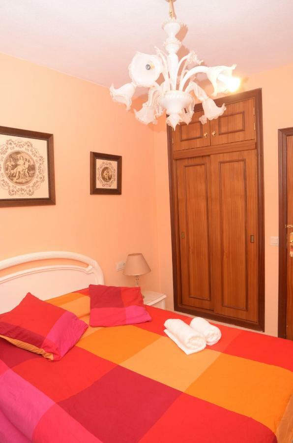 Habitacion Centro Historico Малага Екстериор снимка