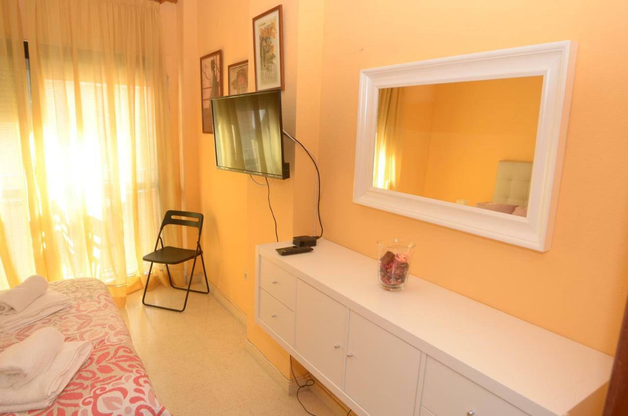 Habitacion Centro Historico Малага Екстериор снимка